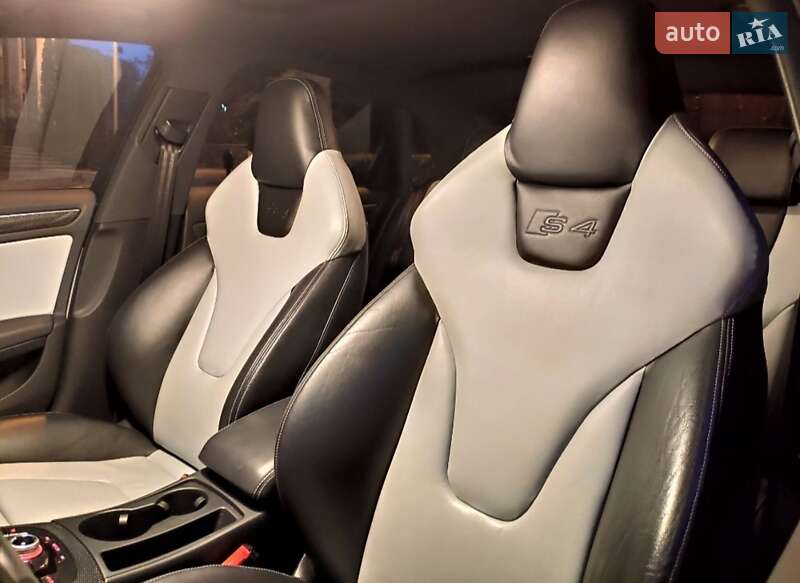 Седан Audi S4 2011 в Ровно фото 7 Седан Audi S4 2011 в Ровно
