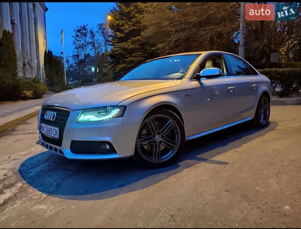 2011 Audi S4 - мініатюра 20