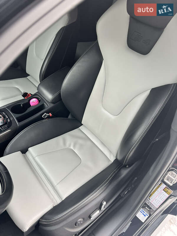 Седан Audi S4 2014 в Києві