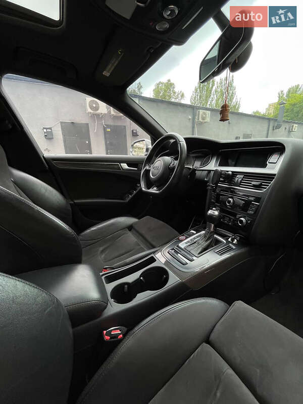 Седан Audi S4 2014 в Днепре