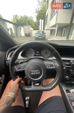 Седан Audi S4 2014 в 
