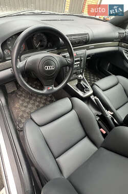 Универсал Audi S4 2001 в 