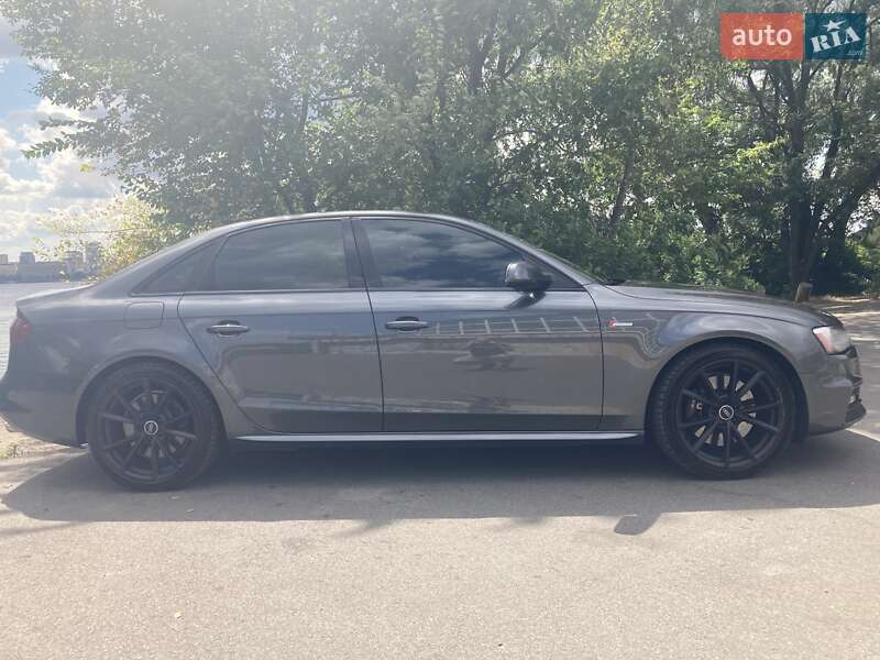 Седан Audi S4 2015 в Киеве