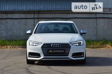 Седан Audi S4 2017 в Киеве