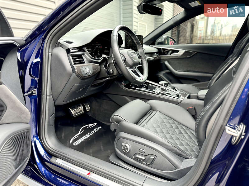 Седан Audi S4 2020 в Киеве