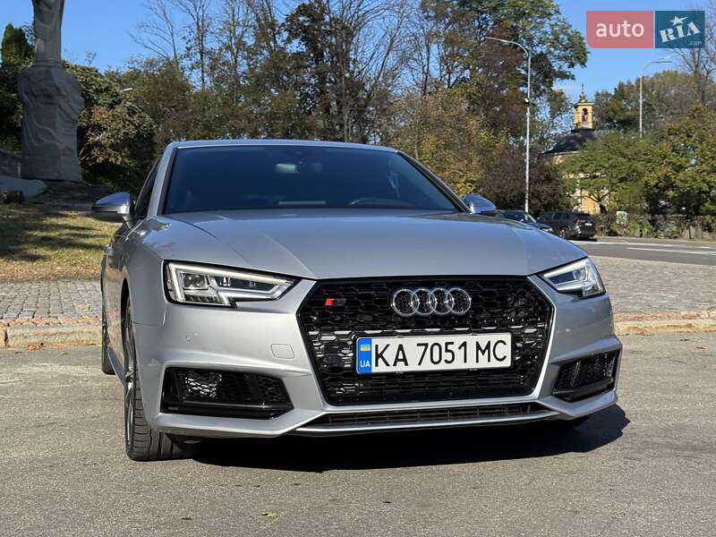 Седан Audi S4 2017 в Києві