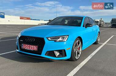 Седан Audi S4 2019 в Львові