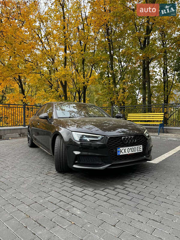 Седан Audi S4 2017 в Харькове