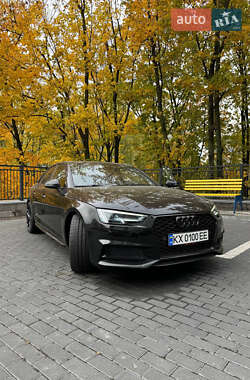 Седан Audi S4 2017 в 