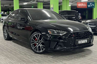 Седан Audi S4 2023 в 