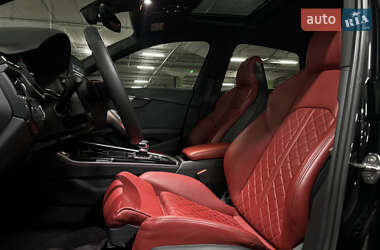Седан Audi S4 2023 в 