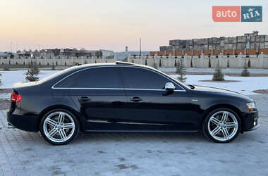 Седан Audi S4 2011 в Черновцах