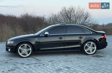 Седан Audi S4 2011 в Черновцах