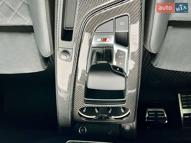 Седан Audi S4 2022 в Киеве