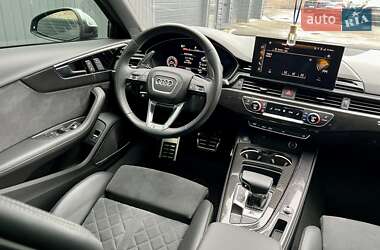 Седан Audi S4 2022 в 