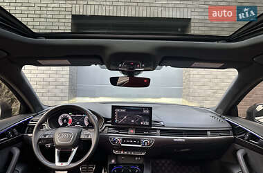 Седан Audi S4 2022 в 