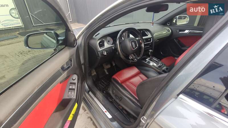 Седан Audi S4 2010 в Тернополе