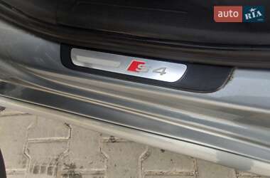 Седан Audi S4 2010 в 