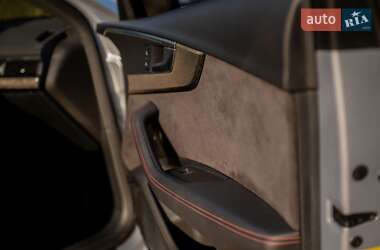 Седан Audi S4 2019 в 