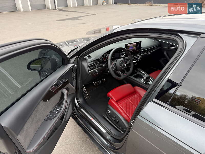 Седан Audi S4 2019 в Вінниці