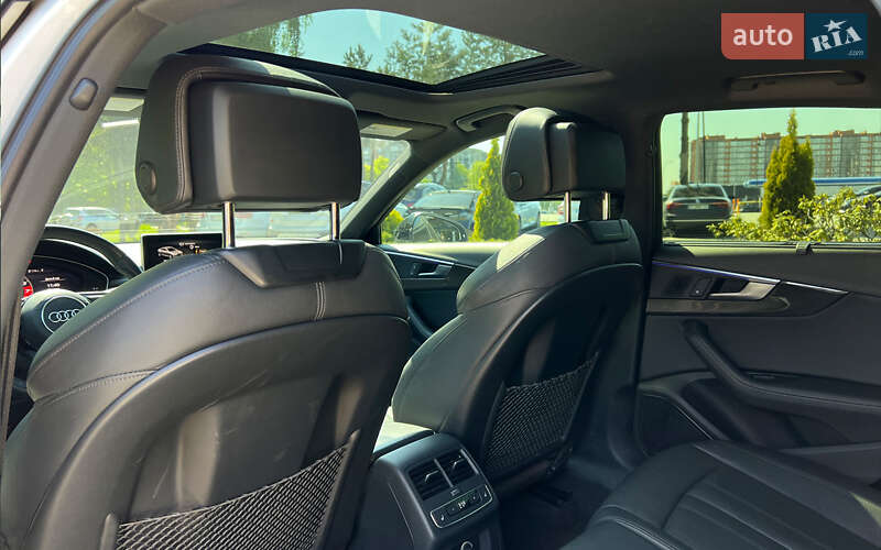 Седан Audi S4 2018 в Львове