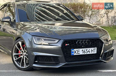 Седан Audi S4 2017 в 
