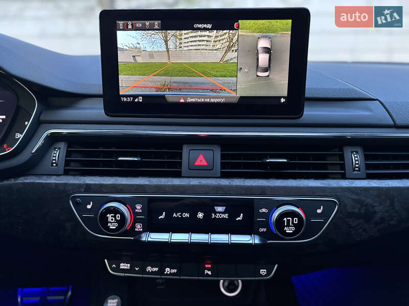 Седан Audi S4 2017 в Киеве
