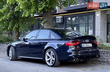 Седан Audi S4 2012 в 