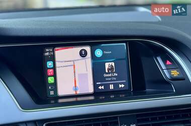 Седан Audi S4 2012 в 