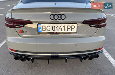 Седан Audi S4 2018 в 