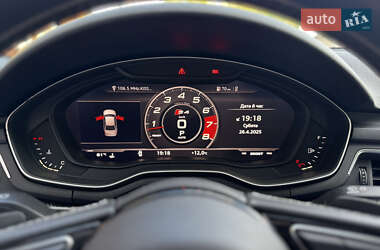 Седан Audi S4 2018 в 
