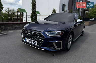 Седан Audi S4 2022 в 