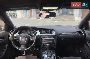 Седан Audi S4 2012 в 