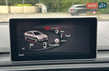 Седан Audi S4 2019 в 