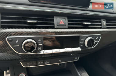 Седан Audi S4 2018 в 