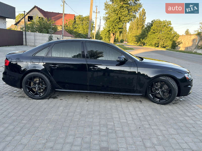 Седан Audi S4 2014 в Одессе