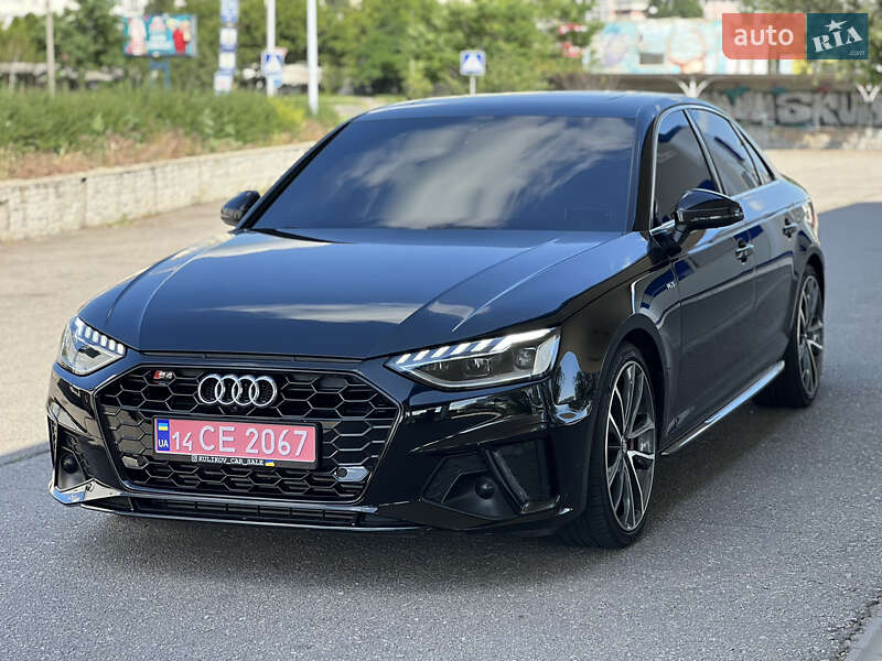 Седан Audi S4 2018 в Запорожье