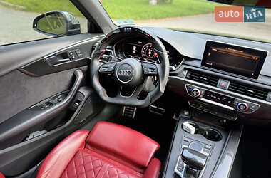 Седан Audi S4 2018 в 