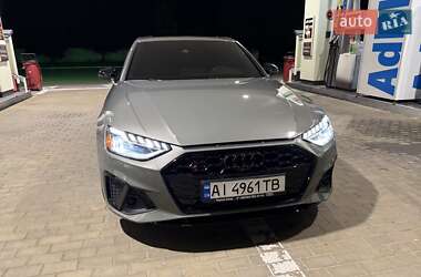 Седан Audi S4 2023 в 