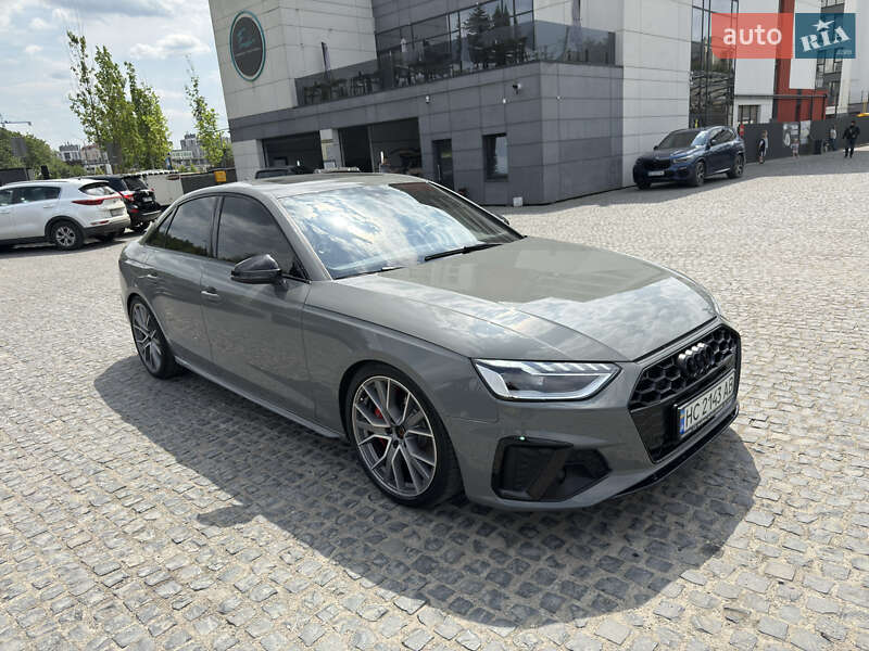 Седан Audi S4 2020 в Львове
