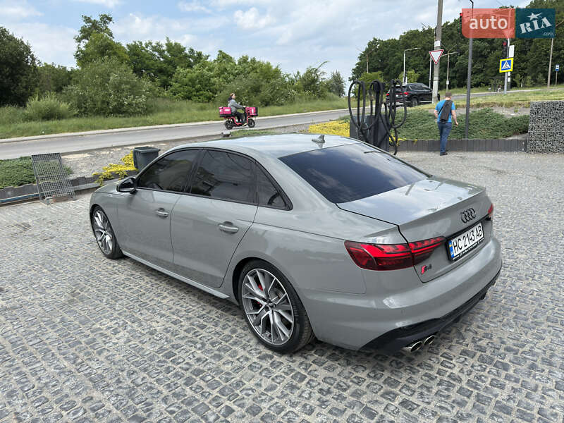 Седан Audi S4 2020 в Львове