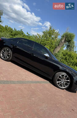 Седан Audi S4 2017 в 