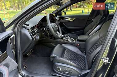Седан Audi S4 2023 в 