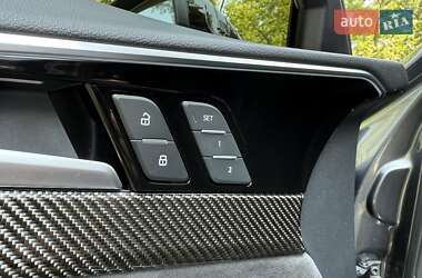 Седан Audi S4 2023 в 