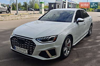Седан Audi S4 2020 в 
