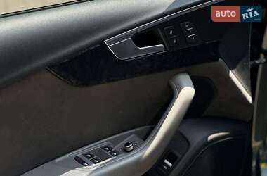 Седан Audi S4 2018 в 