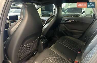 Универсал Audi S4 2017 в 