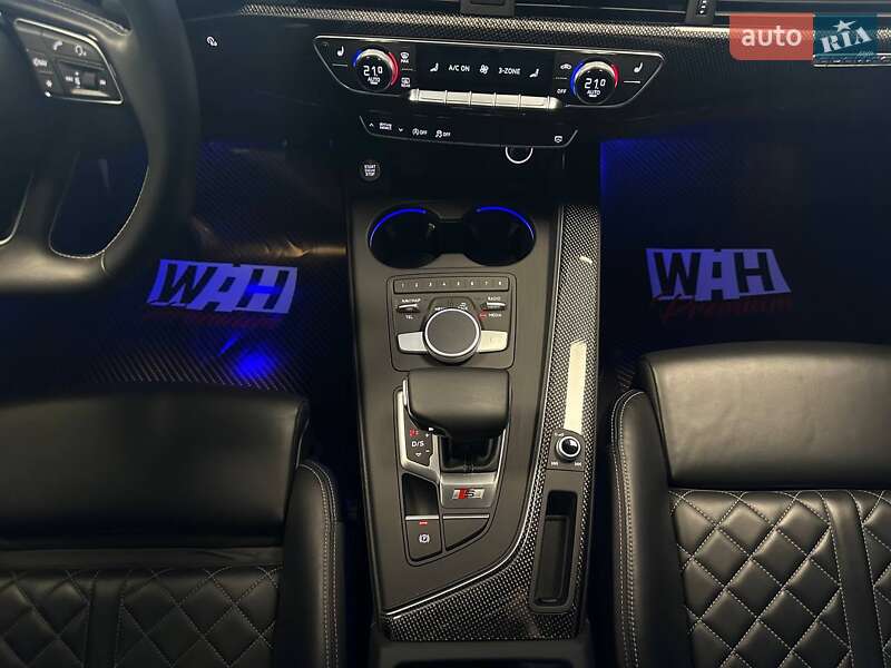 Універсал Audi S4 2017 в Києві