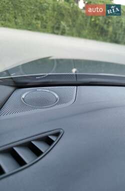 Седан Audi S4 2014 в 
