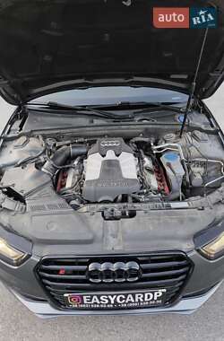 Седан Audi S4 2014 в 